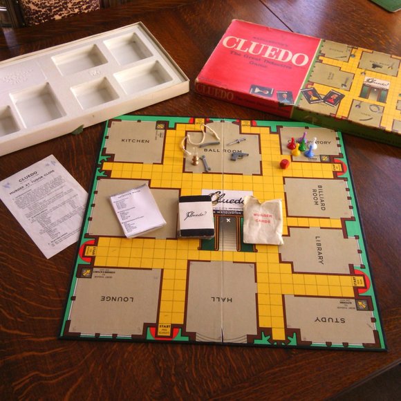 Cluedo "Vintage Edition" Family Board Game Detective Mystery Waddingtons 1965 - Picture 2 of 16